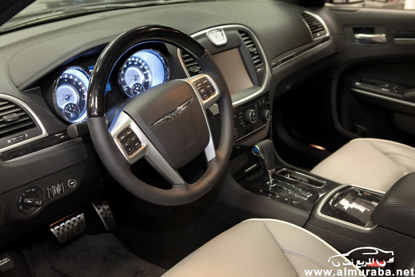 كرايسلر 300 2013 هيمي الجديدة بفخامة عالية صور واسعار ومواصفات Chrysler 300 7